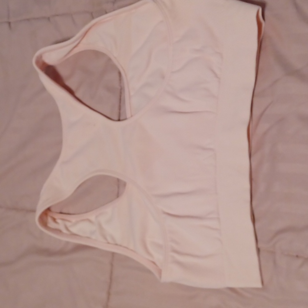Fruit of the Loom sports bras - Picture 3 of 12